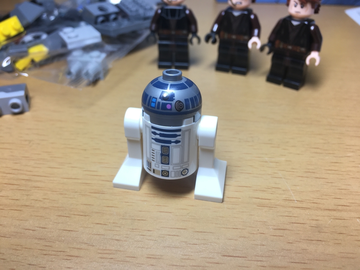 レゴ スターウォーズ 75281 「アナキンのジェダイインターセプター」の 