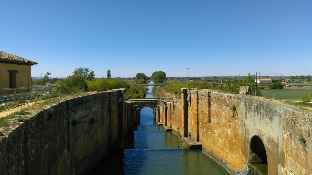 カストロへリス|フロミスタ|カミーノデサンティアゴ|caminodesantiago|巡礼|スペイン|小堺建築研究所|福岡の建築設計事務所