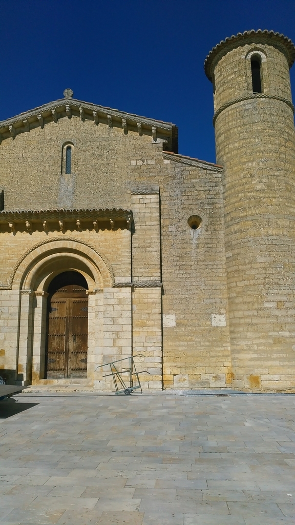 カストロへリス|フロミスタ|カミーノデサンティアゴ|caminodesantiago|巡礼|スペイン|小堺建築研究所|福岡の建築設計事務所