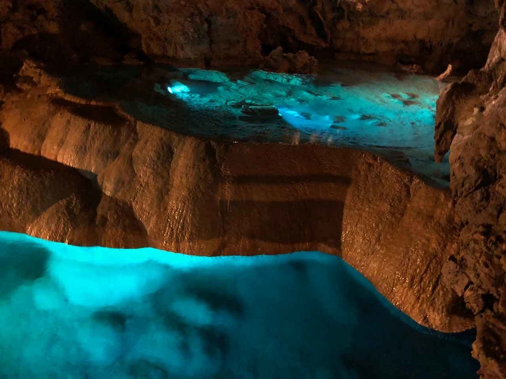 【沖縄】南城市おきなわワールド 文化王国・玉泉洞「青の泉」【適材適食】小園亜由美（管理栄養士・野菜ソムリエ上級プロ）