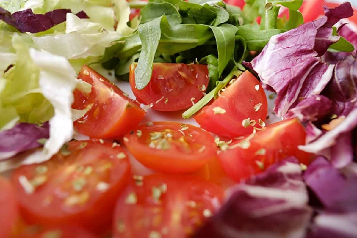 「野菜中心の食事は心臓を守ってくれる?!」他にもメリットいっぱいなそのメカニズムが解明されたらしい＠SlashGear Japanより【適材適食】小園亜由美（管理栄養士・野菜ソムリエ上級プロ）