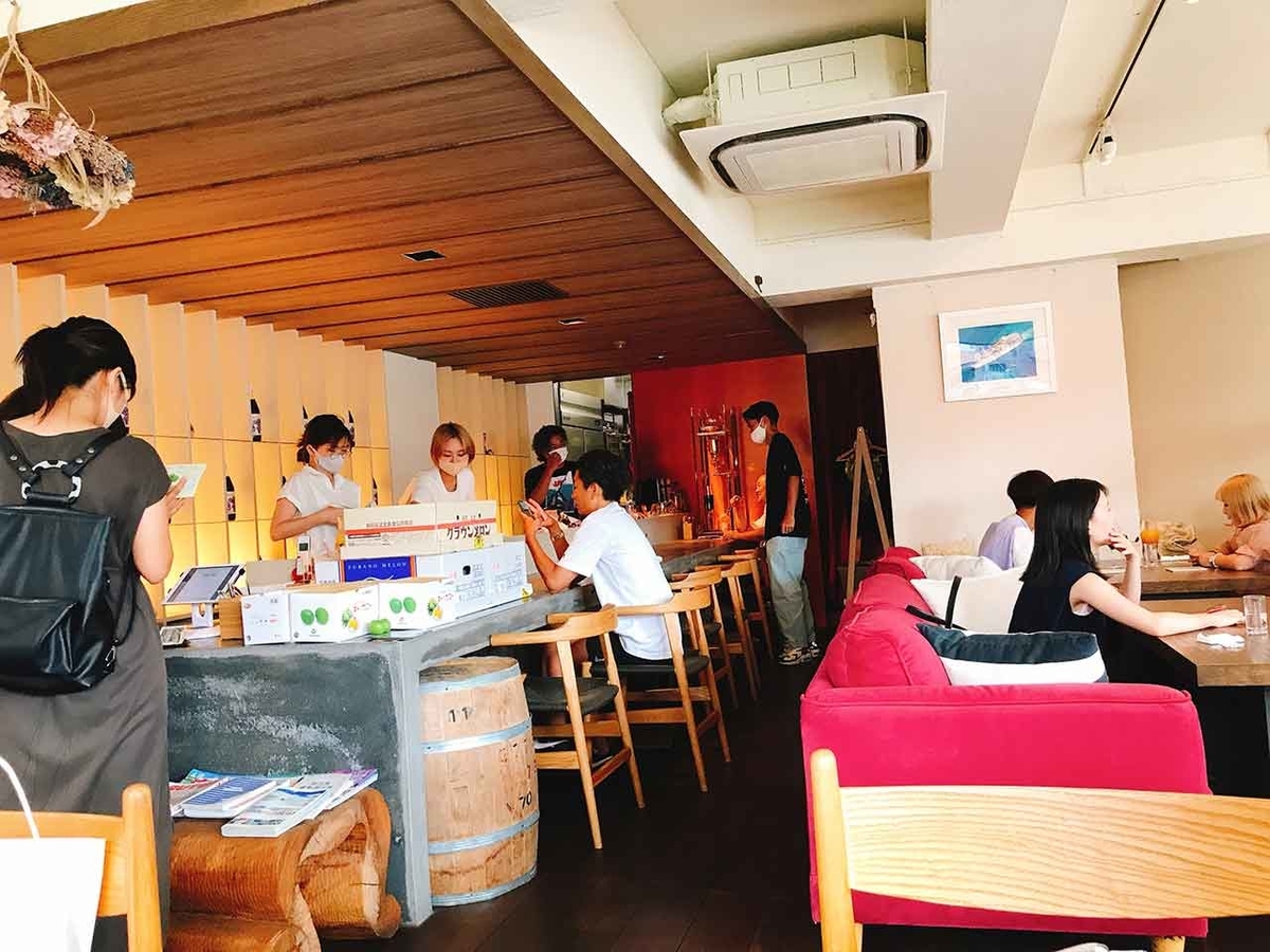 「果物の王子様はキラキラ★輝いていました★」福岡・薬院にあるプリンスオブザフルーツの岡山県産・晴王シャインマスカットパフェ【適材適食】小園亜由美(管理栄養士・野菜ソムリエ上級プロ)