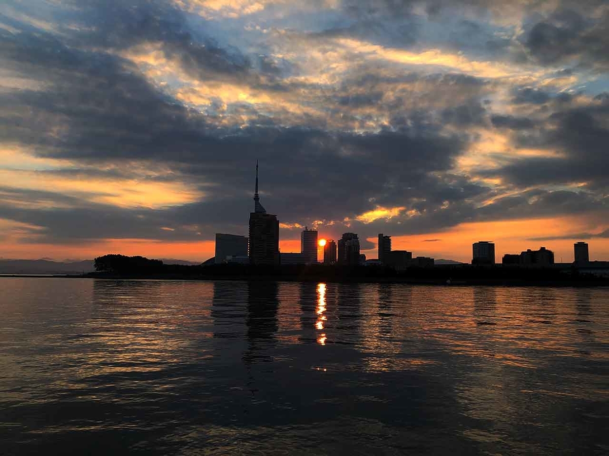 「朝日も夕日も綺麗だったからもっかい行ってきた!」海岸通りウォーキングコースを歩いてみた@福岡【適材適食】小園亜由美(管理栄養士・野菜ソムリエ上級プロ)糖尿病専門・甲状腺専門クリニック勤務@福岡姪浜・福岡天神