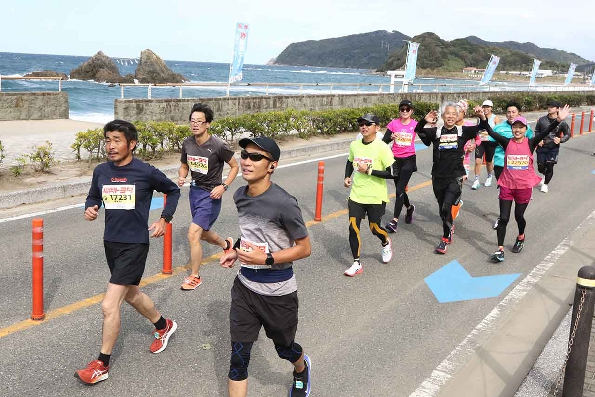 「福岡マラソン2023公式写真」購入したので初フルマラソン記念に。【適材適食】小園亜由美(管理栄養士・野菜ソムリエ上級プロ)糖尿病専門・甲状腺専門クリニック勤務@福岡姪浜・福岡天神