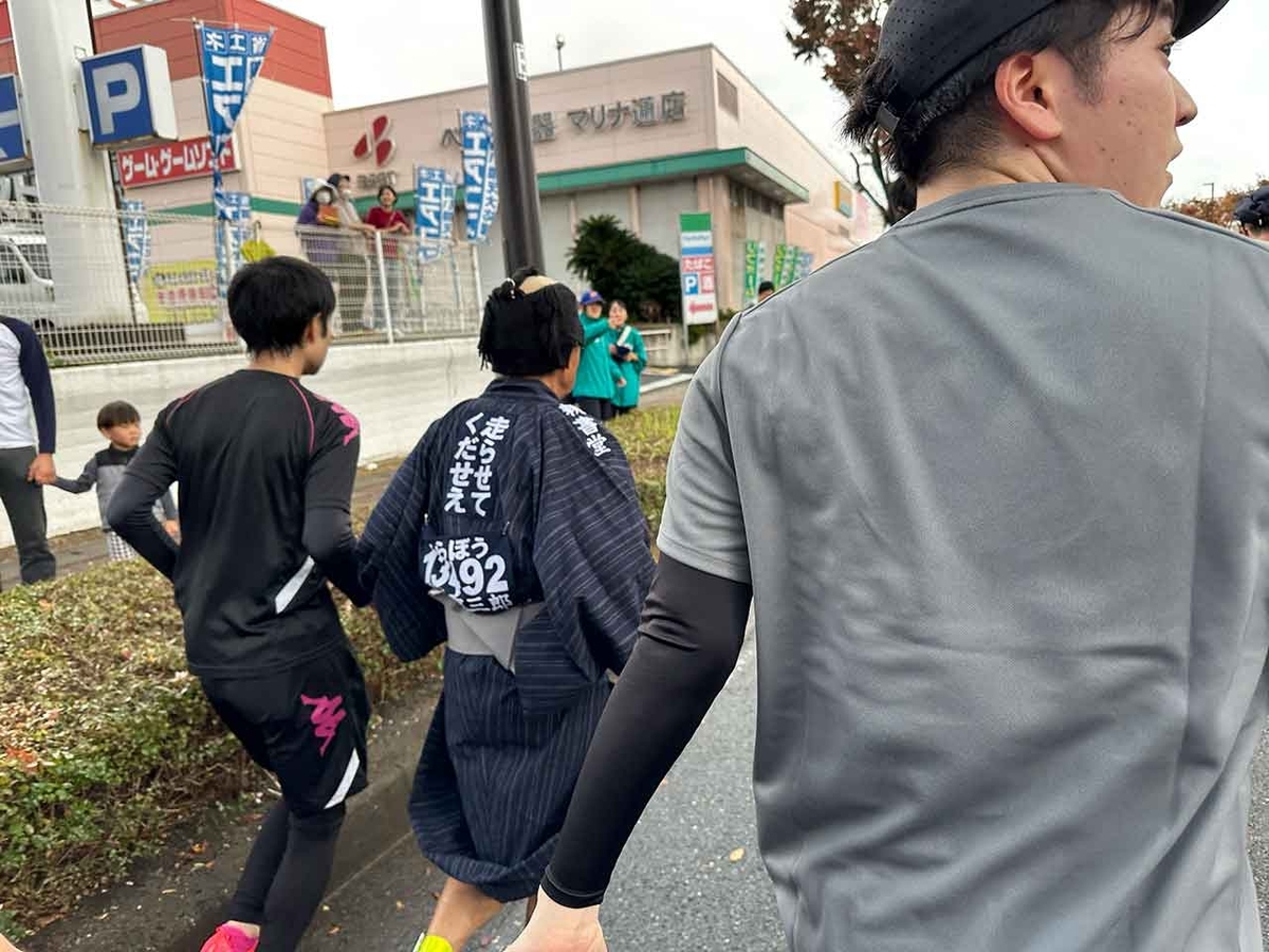 「福岡マラソン2025に挑戦！2回目（265本目）」福岡マラソン2025を走る！その3：スタートから15kmまで【適材適食】小園亜由美（管理栄養士・野菜ソムリエ上級プロ）糖尿病専門・甲状腺専門二田哲博クリニック勤務＠福岡姪浜・福岡天神