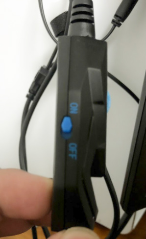 電源スイッチ