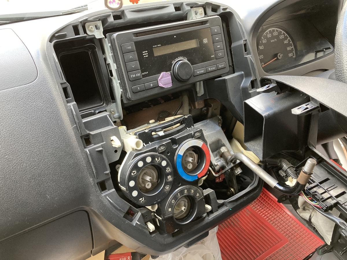 DEH-5500取り付け[カーオーディオ][ライトエース][タウンエース