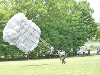 第1空挺団_空挺降下6