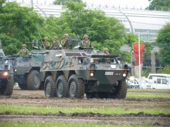 観閲部隊指揮官副旅団長（兼真駒内駐屯地司令）小森宏1等陸佐