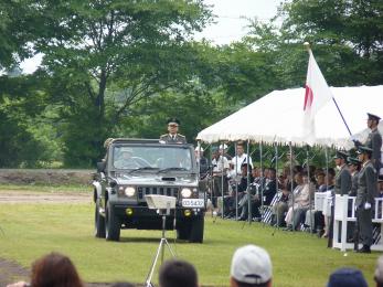 P1010436観閲官　三明淳智1等陸佐　第1戦車群長兼北恵庭駐屯地司令