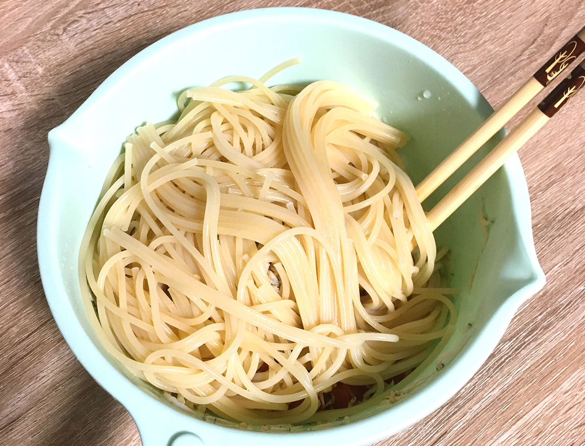 パスタと和える