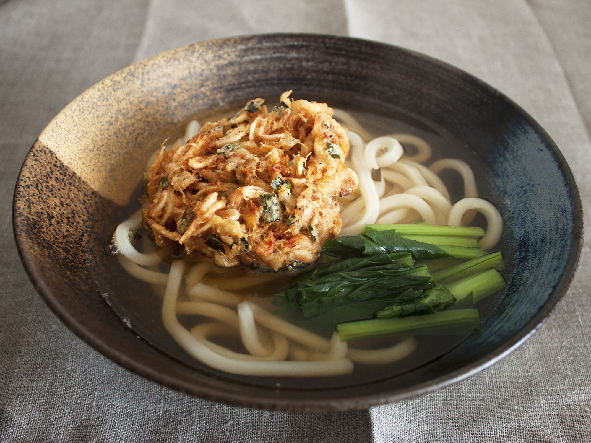 桜えびのかき揚げうどん f:id:kudakurage:20121024232352j:plain