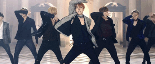 Bts Exo 男性k Popアイドルの腰フリダンスがエロい件 ノムノム韓国の反応ブログ