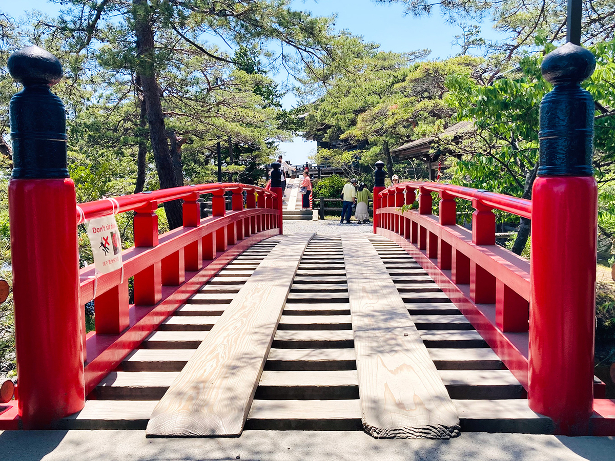 透かし橋