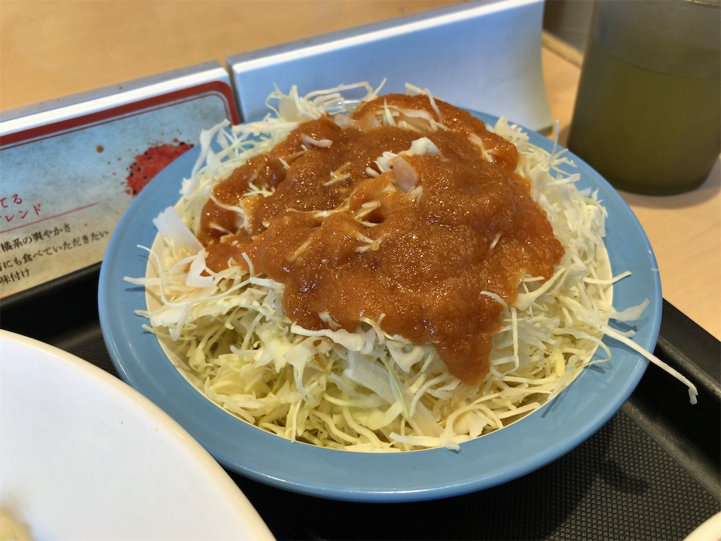 とんかつ屋さんの人参ドレッシングが 秀逸だった 幕張 松屋フーズ 外ごはん家ごはん