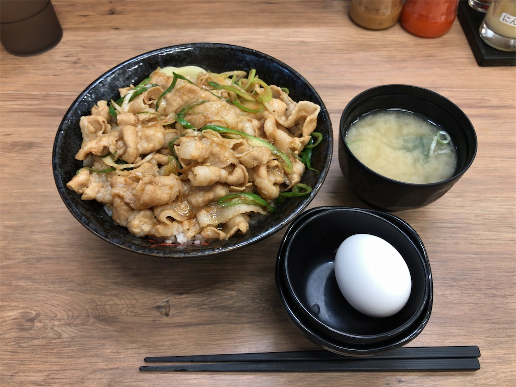 蘇我 伝説のすた丼で、29日は肉増量1.5倍の「すた丼」を食べてみた