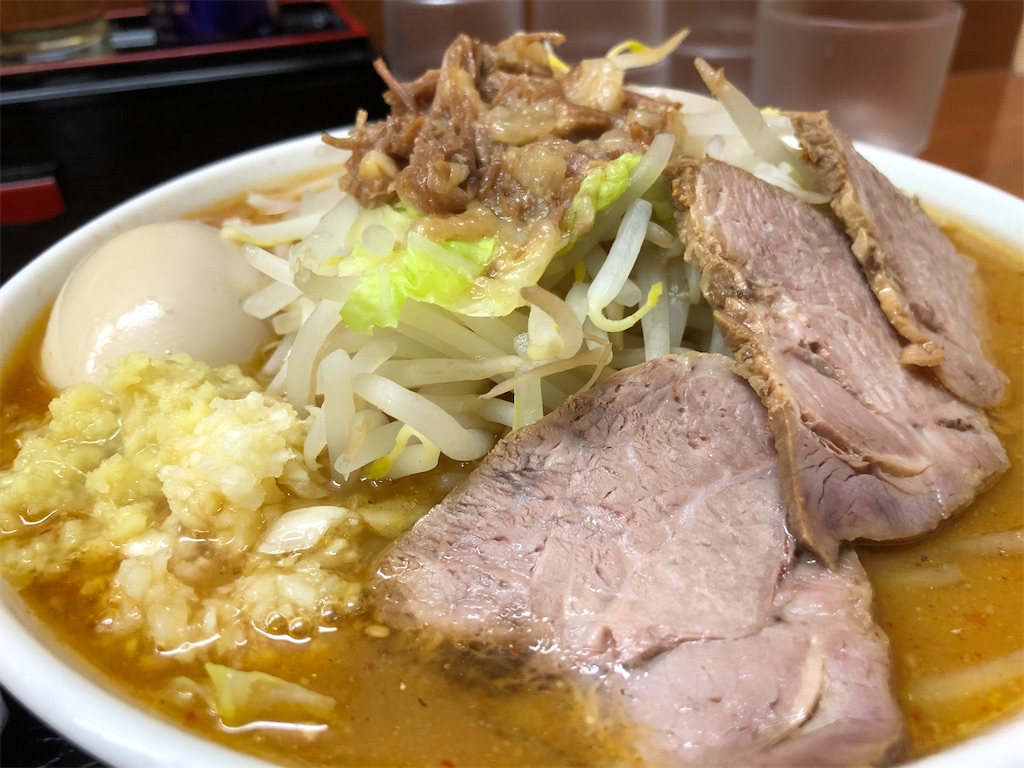 肉煮干しそば鈴木ラーメン店 味噌max これは札幌で食べてもポカポカに温まるうまうまなラーメンだね 生姜とニンニクと味噌のマリアージュ クッキング父ちゃん食べ歩き食レポブログ