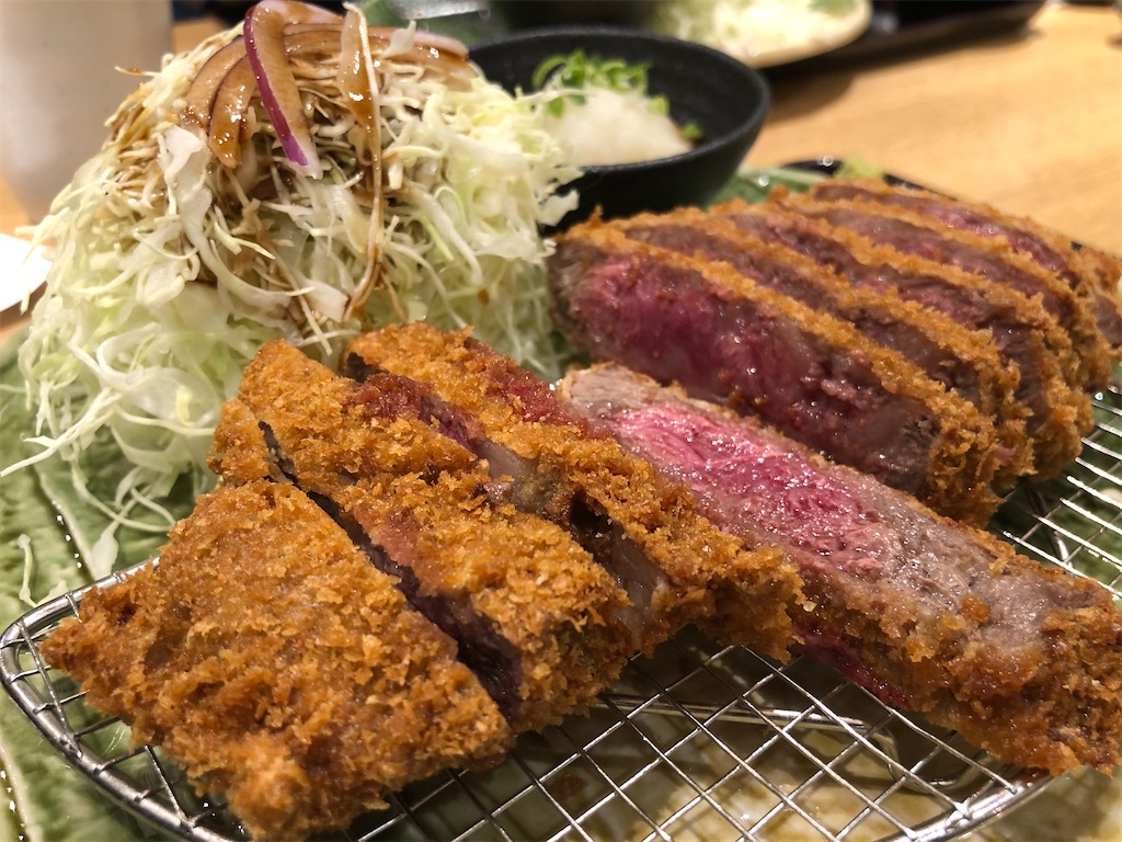 牛カツ京都勝牛の大感謝祭 黒毛和牛ロースカツ膳2 980円が驚愕の1 430円ですと 口の中でとろける牛がマジで美味い おススメは山葵のせタレ醤油です クッキング父ちゃん食べ歩き食レポブログ