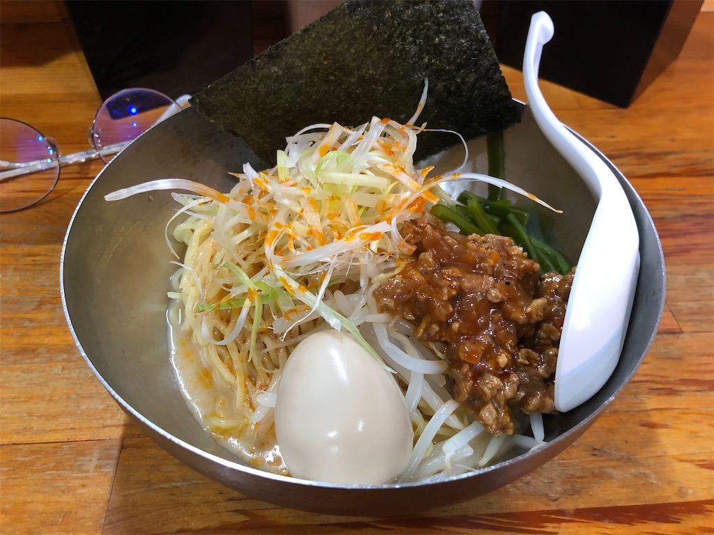 相模大野麺屋鼎で夏限定 冷し坦々麺 を食す キンキンに冷えた坦々麺はピリッと辛く食欲のない時にぴったりのメニューです クッキング父ちゃん食べ歩き食レポブログ
