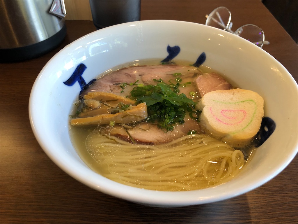 六花の塩ラーメンが旨味がすごくって感動したランチ シンプルだけに難しい一杯が超絶美味 クッキング父ちゃん食べ歩き食レポブログ