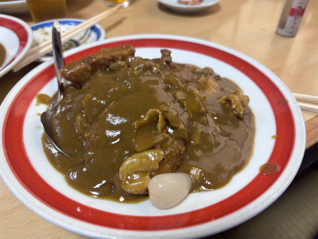 町中華のカツカレーがめちゃくちゃ美味いって事を知らない人が多いので