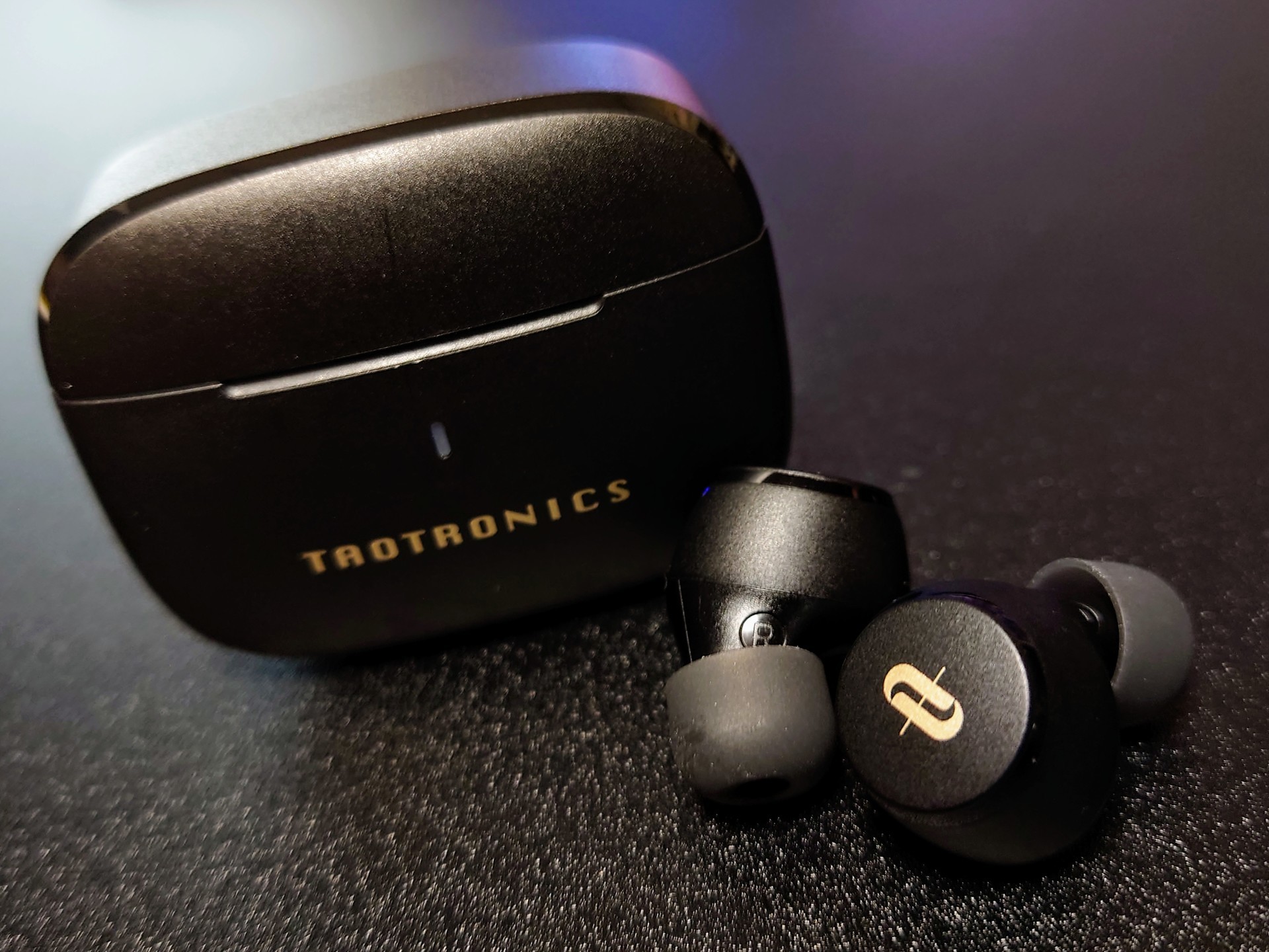 仏のイヤホンも三度まで！TaoTronics SoundLiberty 97 レビュー