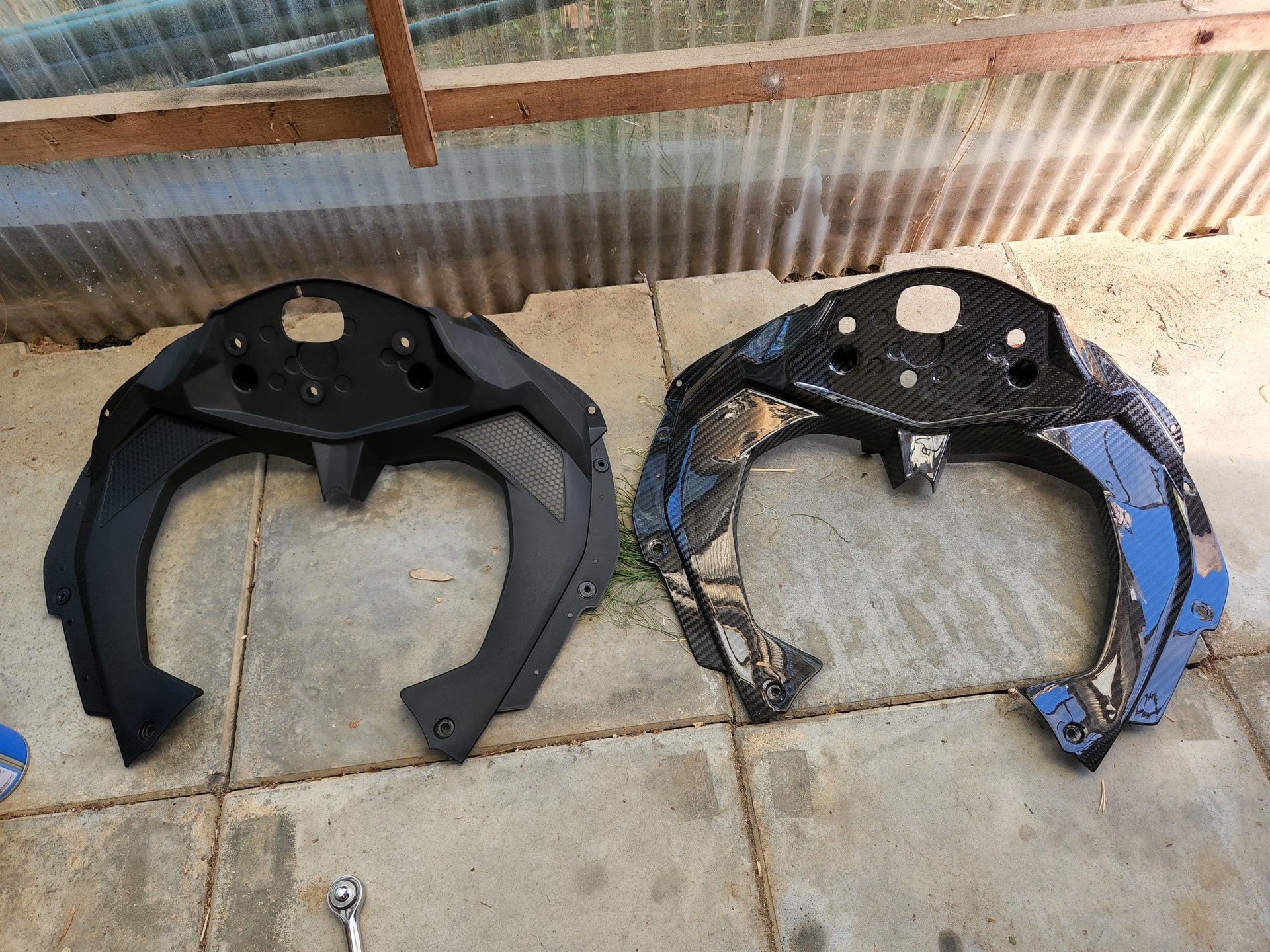 zx-25r カーボン　ダッシュボード　ダッシュパネル　kawasaki KABON KAWASAKI ZX25RR 2022-2023 CARBON DASHBOARD PANEL | Kabon