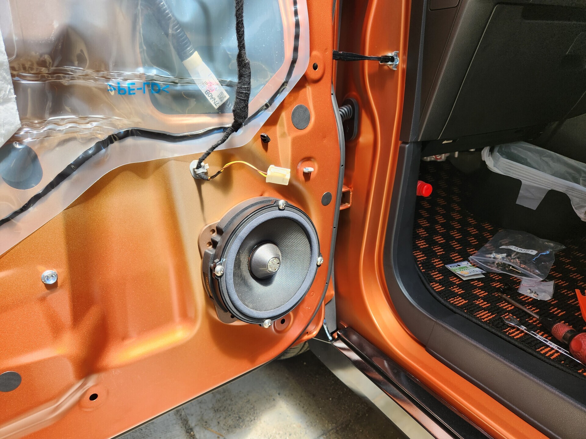 PRS-D700 #デリカミニ をバッ直して外部アンプを取り付け - もりのくま3