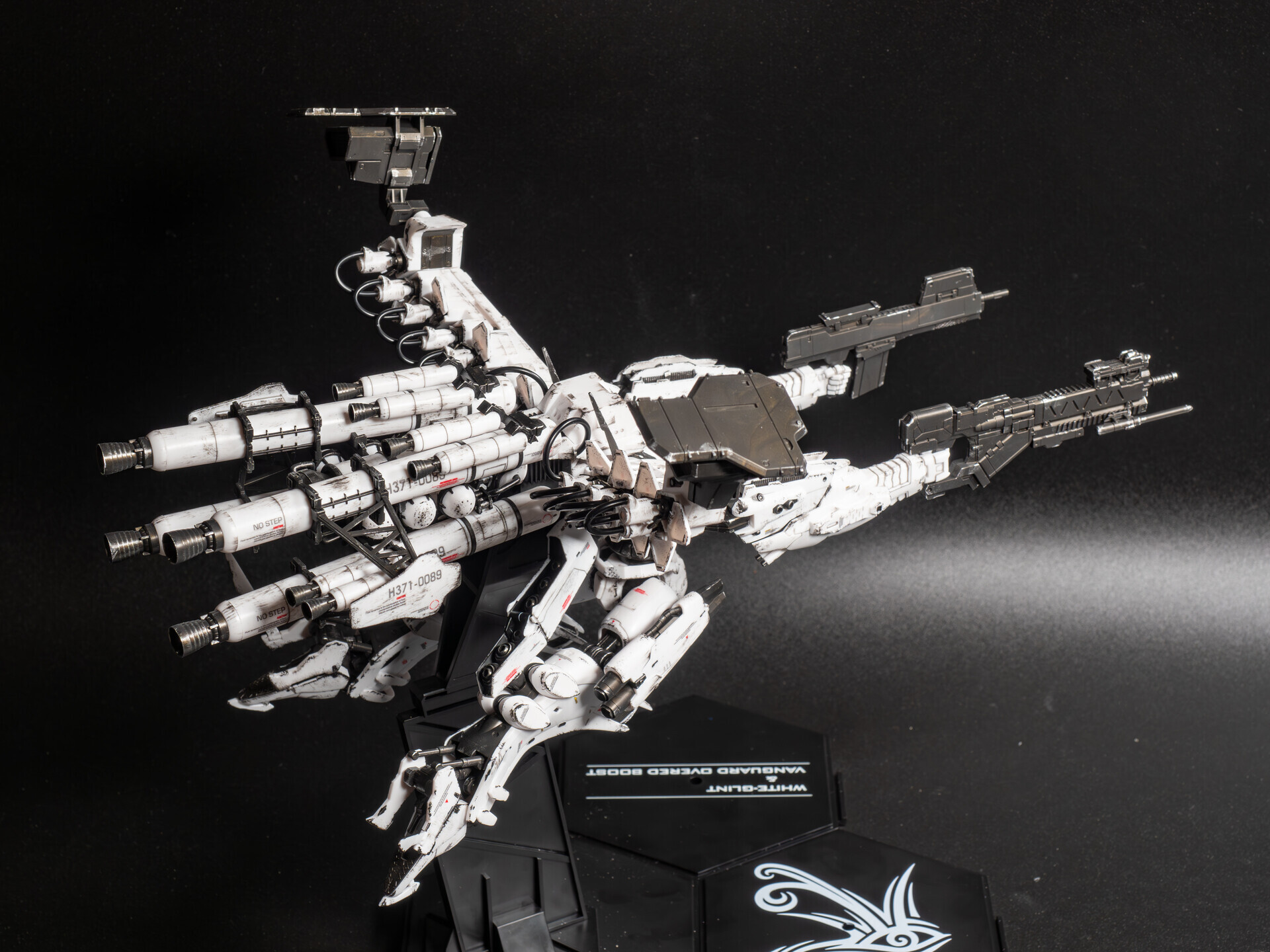 製作・レビュー】コトブキヤ 1/72 アーマードコア ホワイト