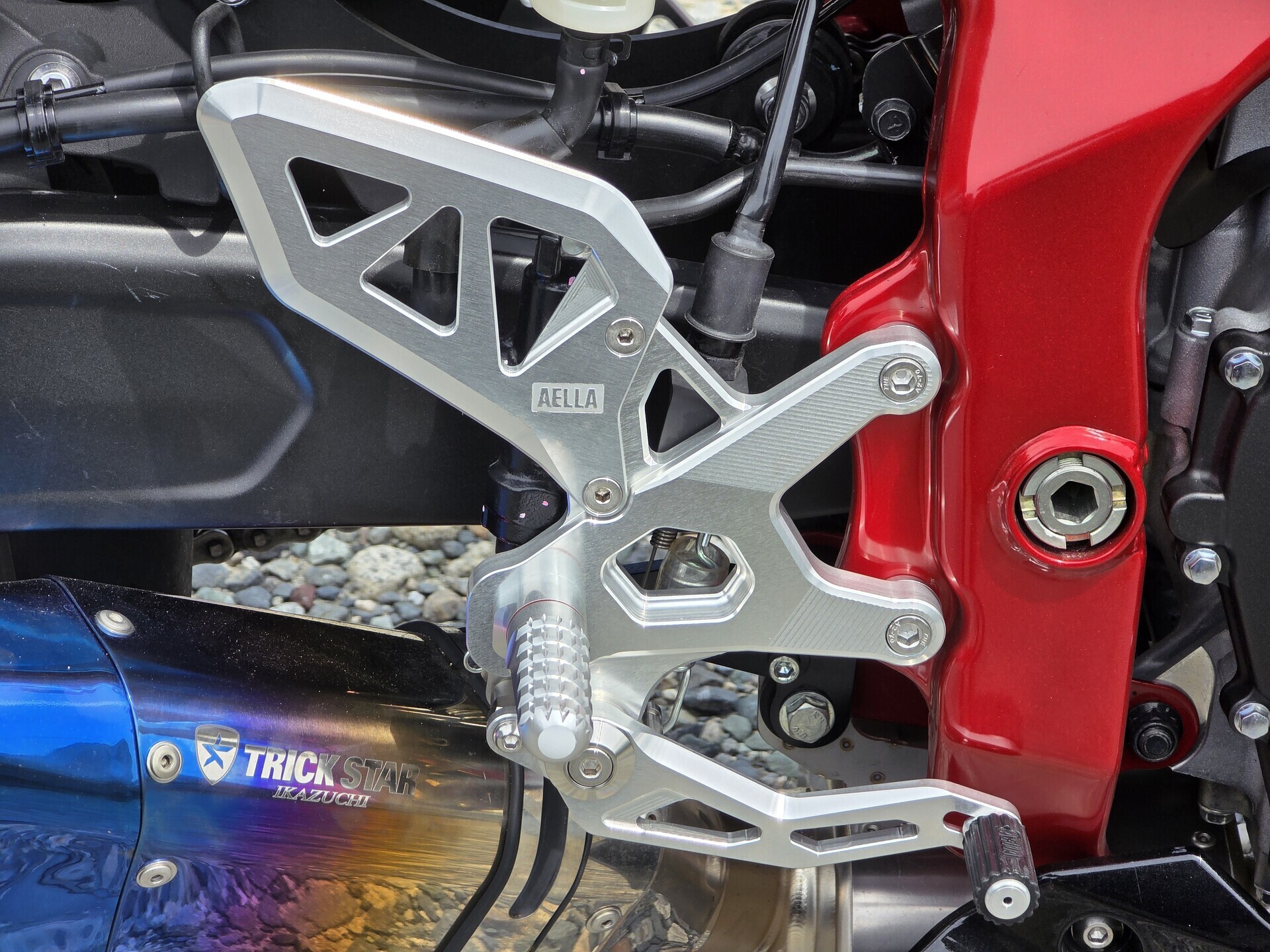 ex デルタ 20枚セット まとめ売り DIYでバックステップ取り付け！】ZX-25R x AELLA ライディング