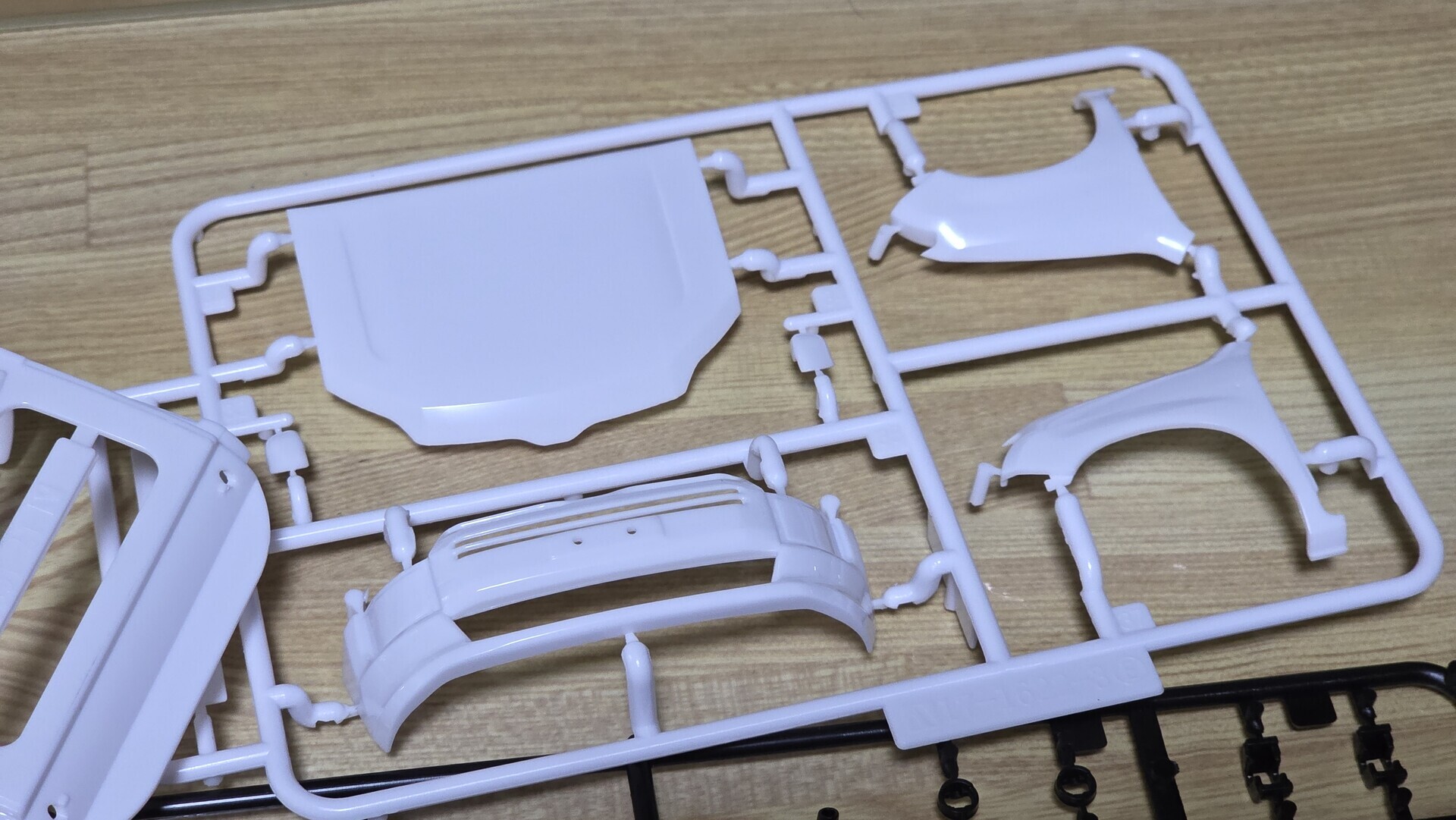レビュー・製作・改造】環状仕様 アオシマ 1/24 トヨタ NCP160V プロ