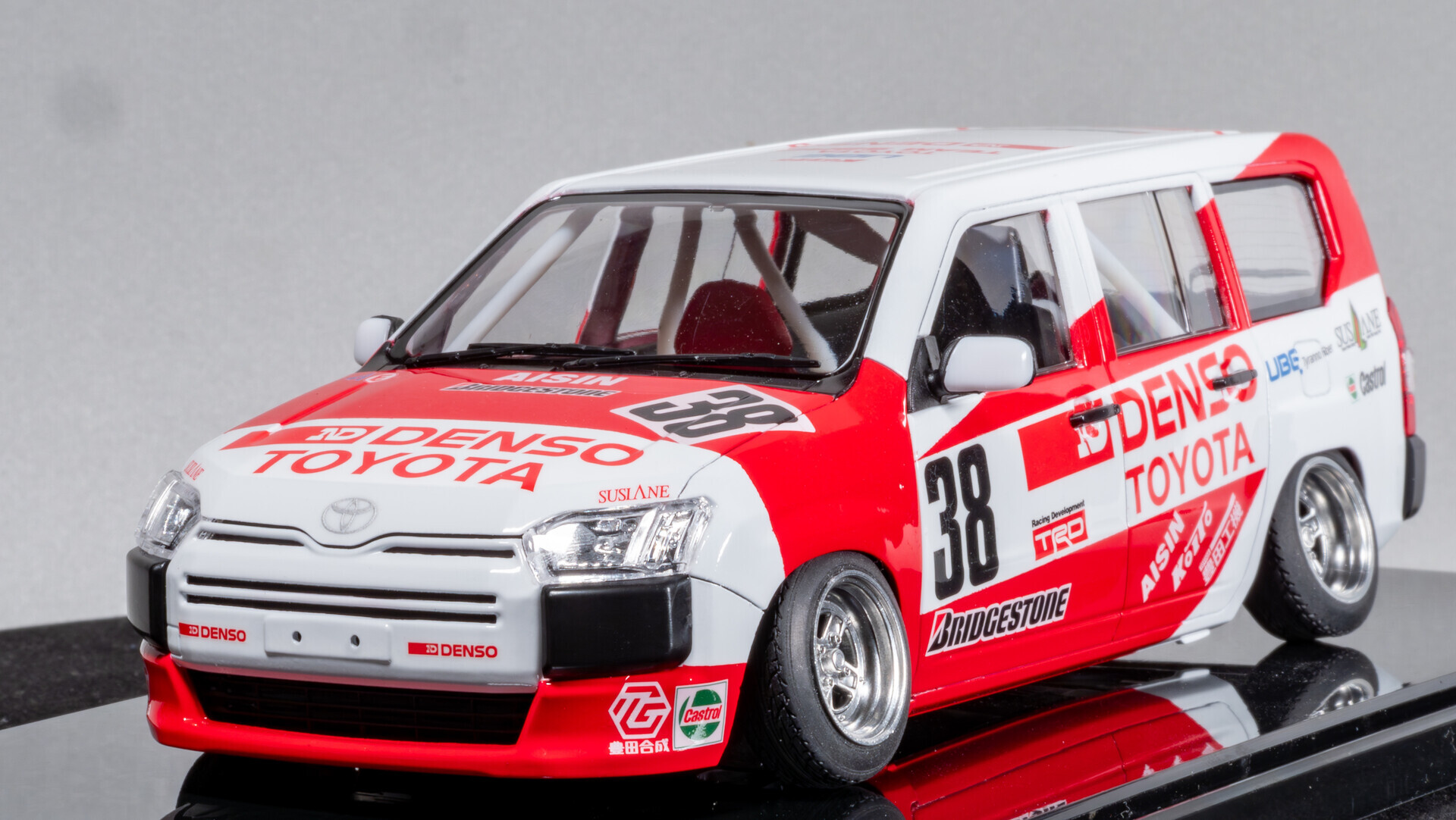 レビュー・製作・改造】環状仕様 アオシマ 1/24 トヨタ NCP160V プロ