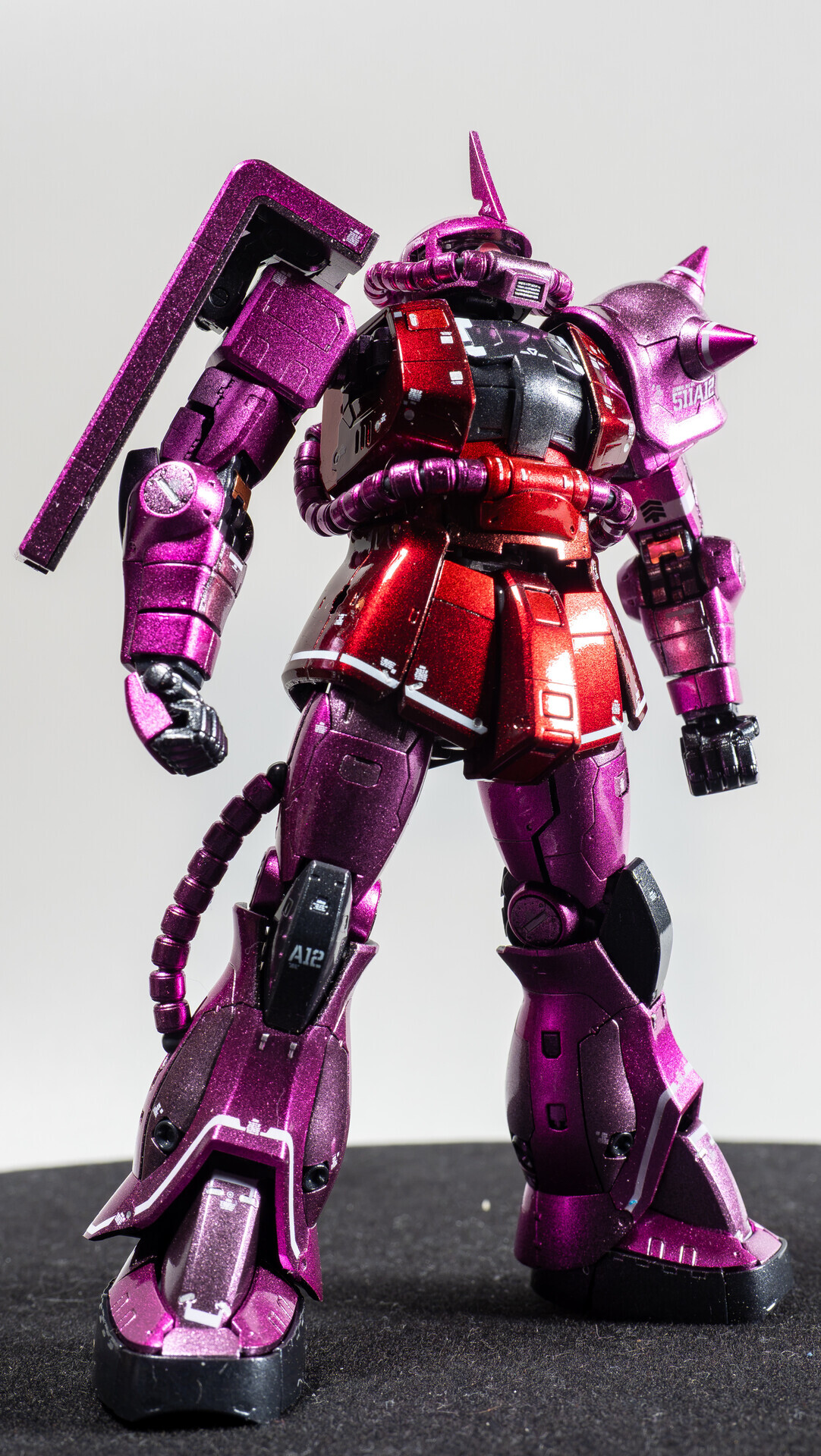 レビュー・製作・キャンディ塗装で全塗装】RG 1/144 MS-06S シャア専用