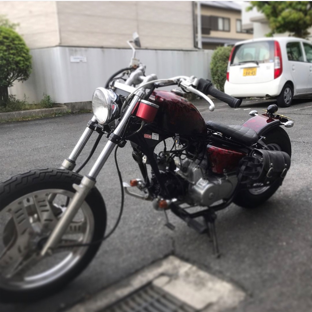 ちっちなバイクをカスタム！マグナ50を自作カスタムしてみたよ