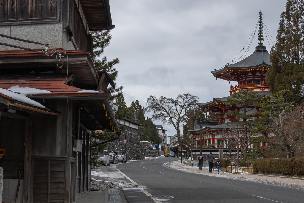 正月の高野山はほとんど人がいないし 閉まっているお店も多いんだね 暮らしの顛末 くまくまコアラ