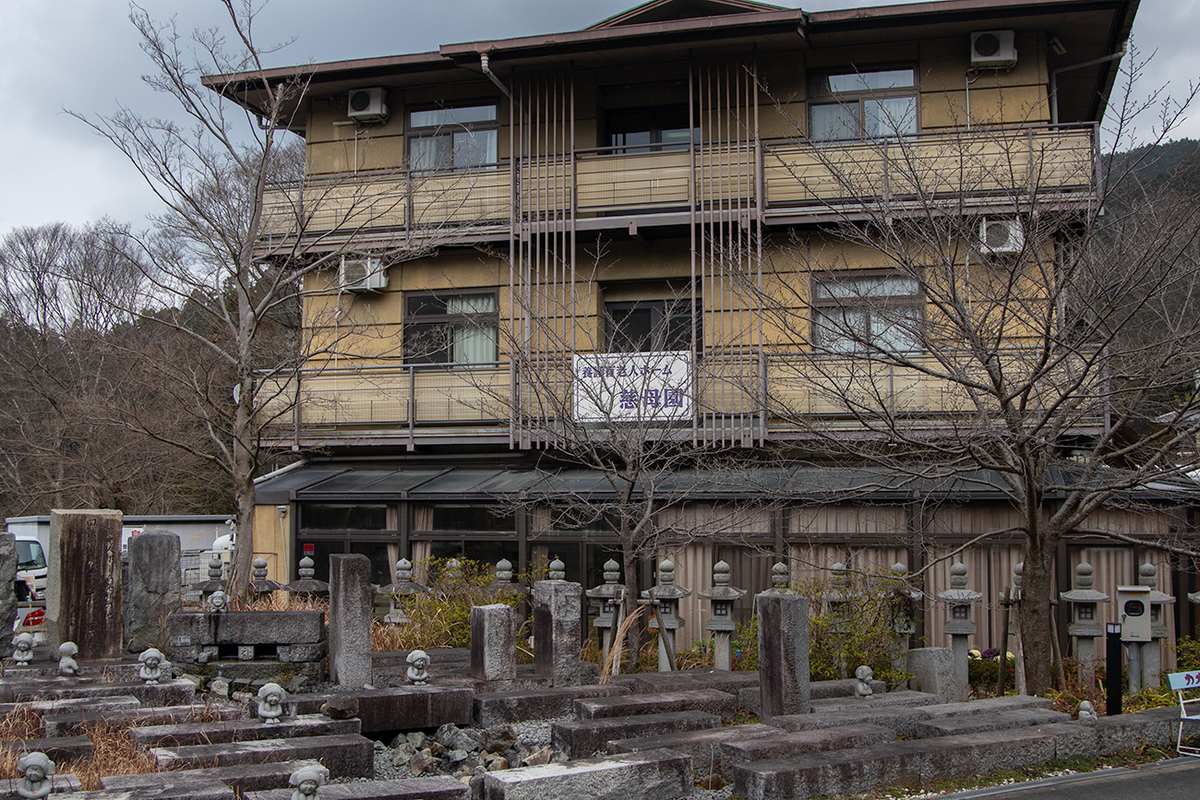 壷阪寺