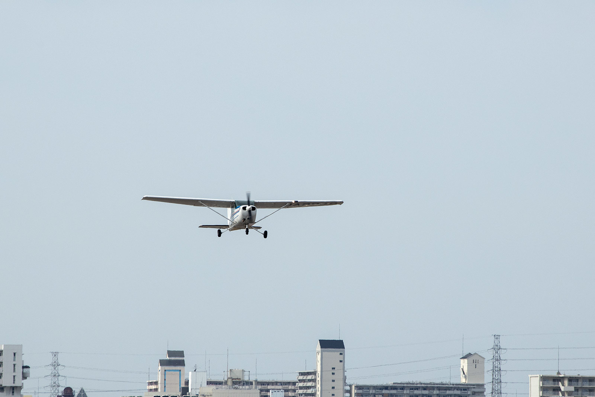 八尾空港