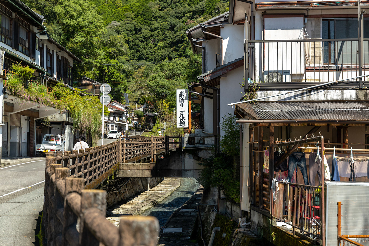 湯の峰温泉