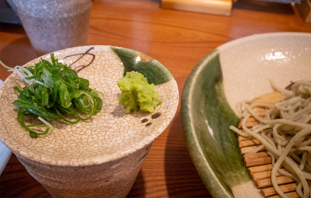 奈良県の人気そば屋さん蕎麦切りよしむら