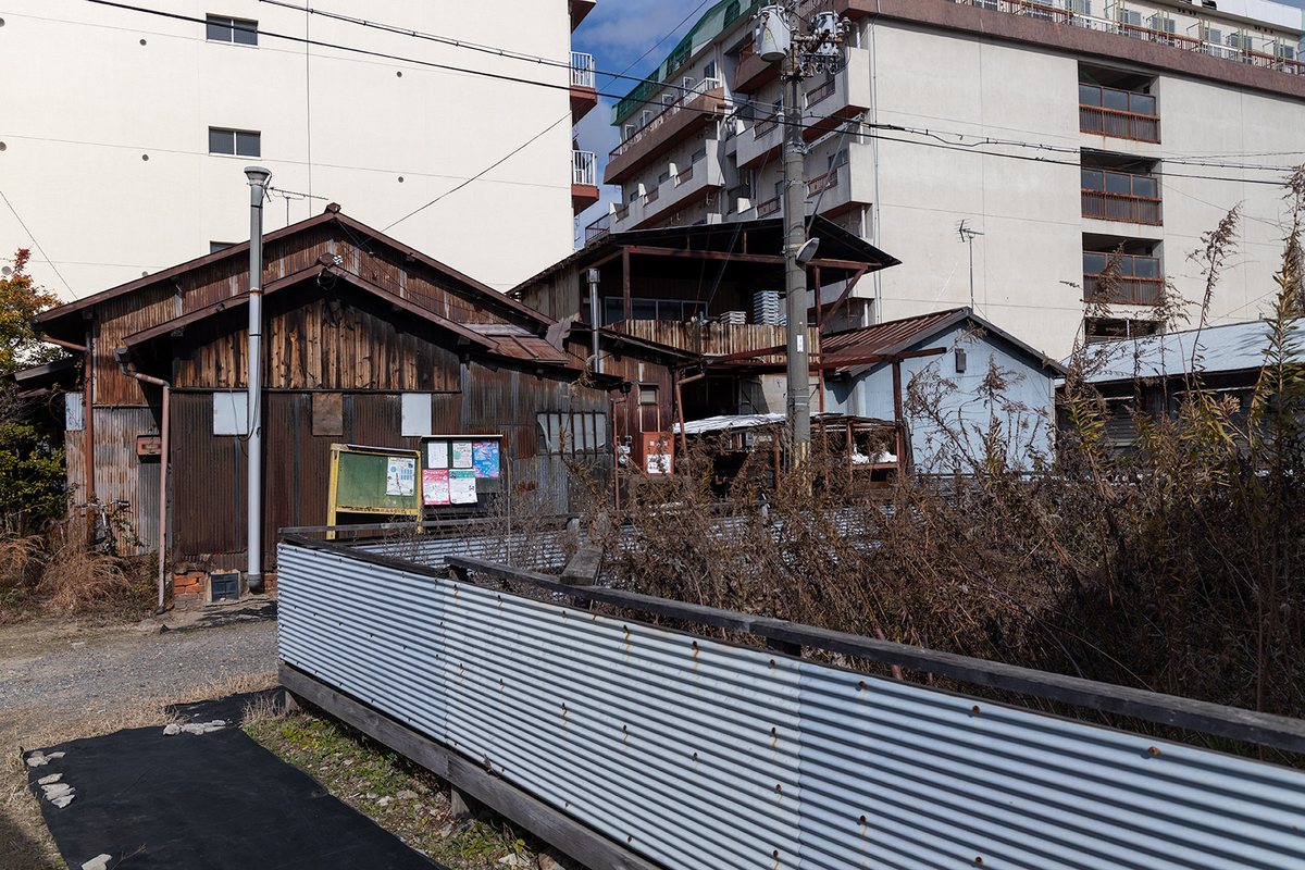 大阪八尾市天王寺屋トタン村