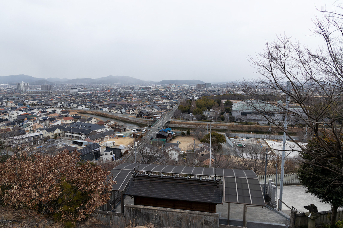 生石神社　石の宝殿