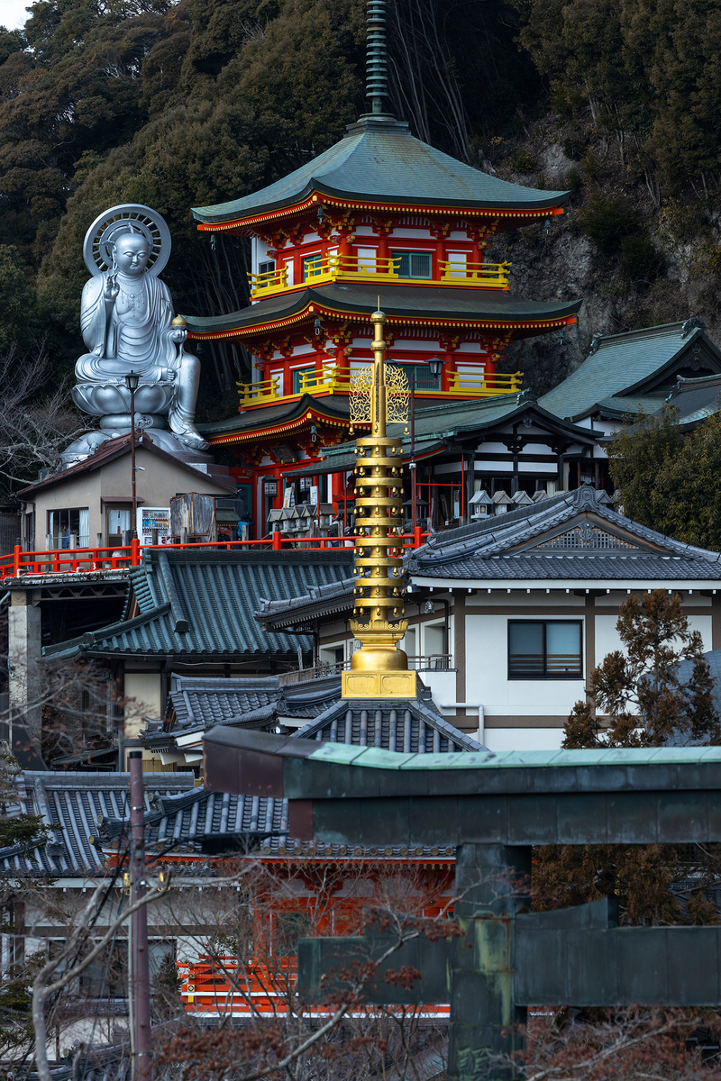 朝護孫子寺寅まつり