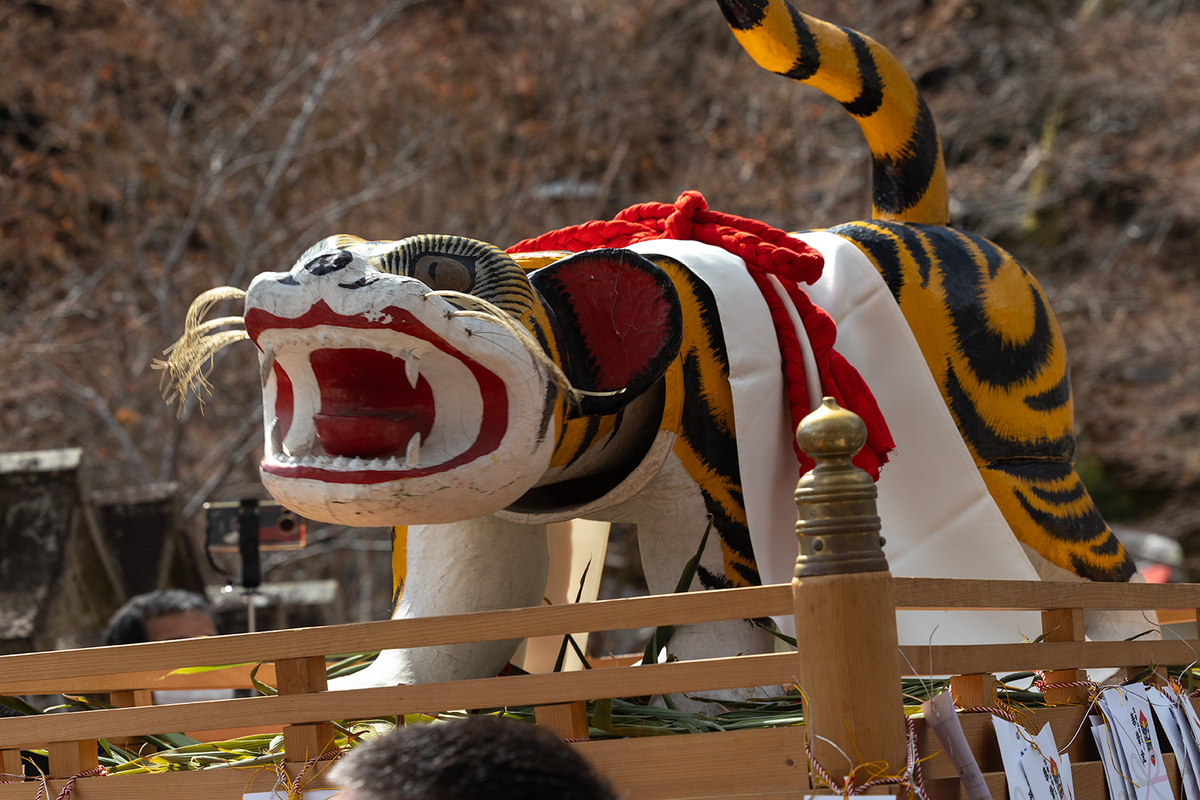 朝護孫子寺寅まつり