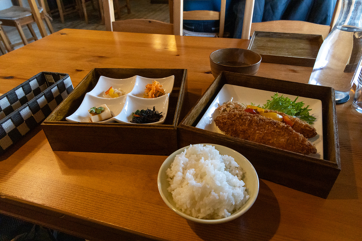 真田幸村の郷、九度山にある古民家カフェ。「げんじろうの昼ごはん」