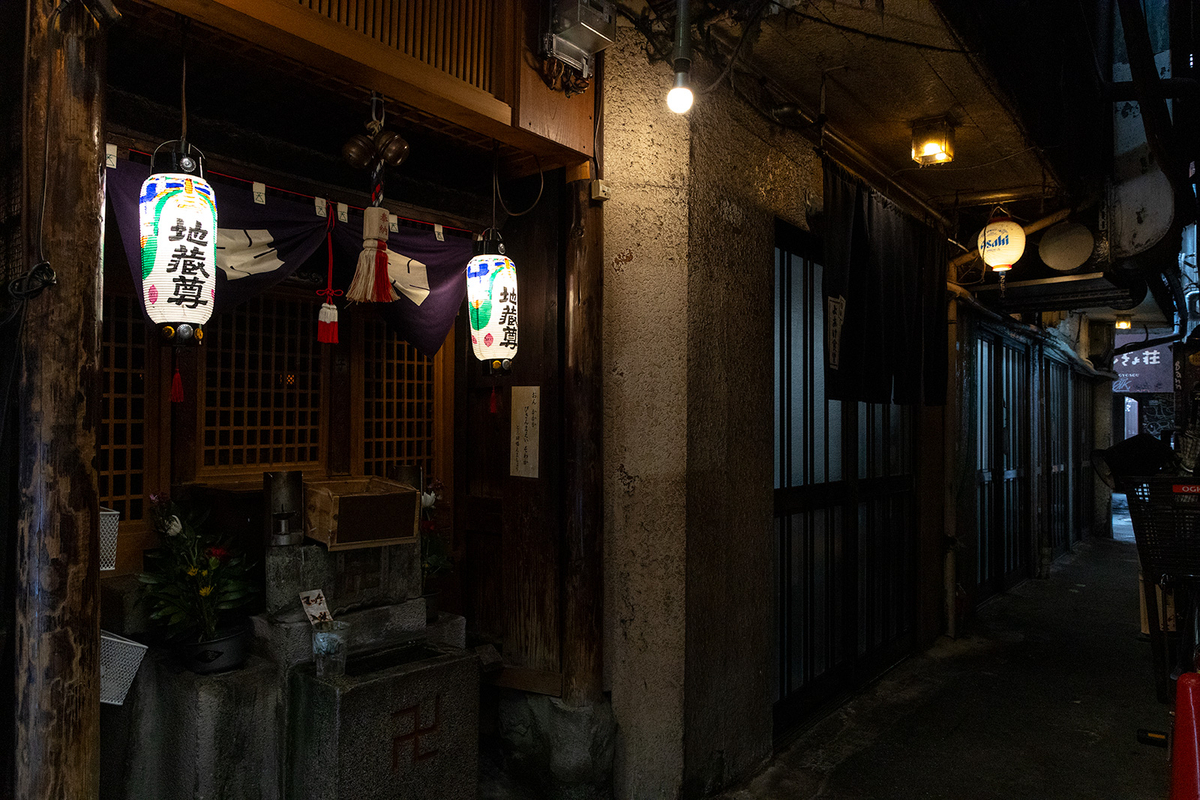 【大阪の珍スポット】思った以上にブレードランナー化していた鶴橋商店街を撮影