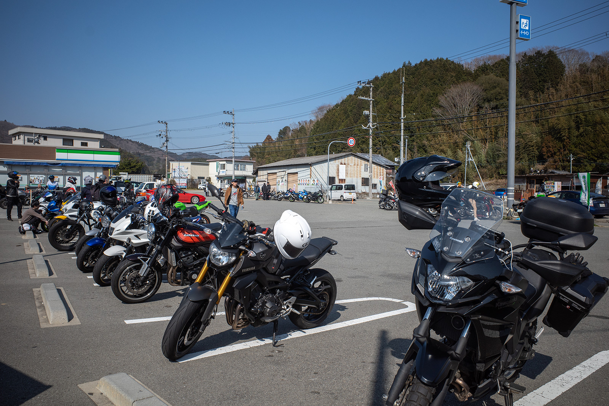 大阪のバイクの聖地、余野ファミリーマート