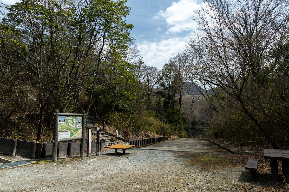 奈良県の珍スポット屯鶴峯（どんづるぼう）