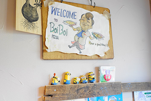 ボイボイピッツァの店内