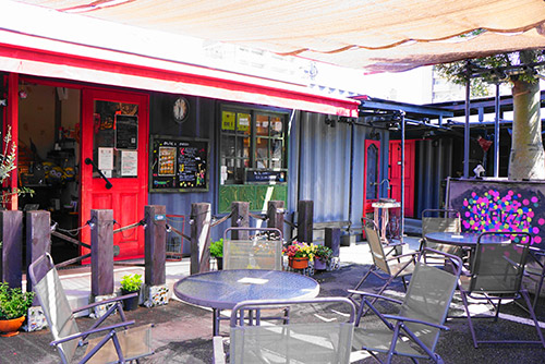 ボイボイピッツァのガーデンエリア