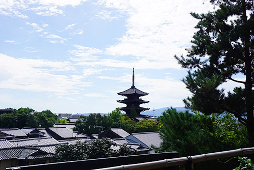 京都東山の八坂の塔